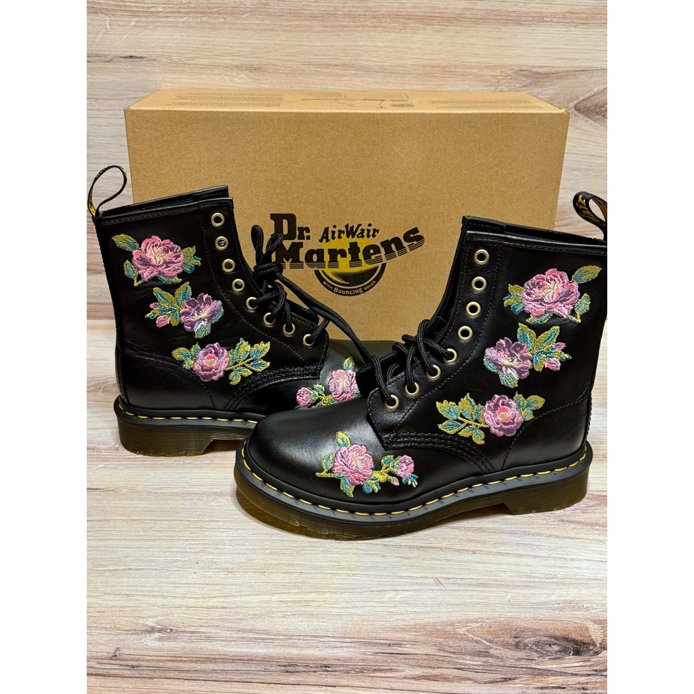 Dr.‎ Martens 1460 Vonda II Floral Embroidered Boots Size 5